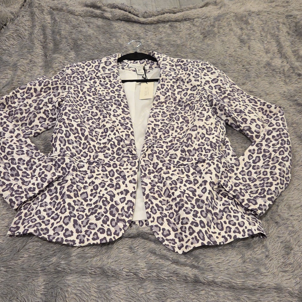 Rachel Zoe Lavender and White Linen Leopard Print Blazer Size L, New With Tags!